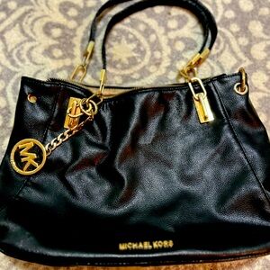 Micheal Kors black tote